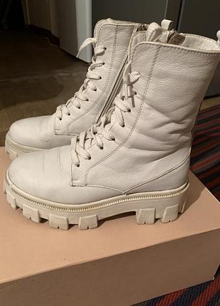 Зимние ботинки