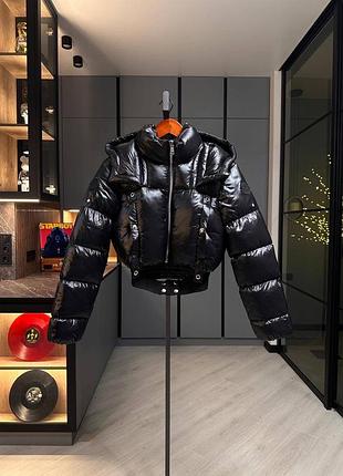 Жіноча куртка moncler модель 2026 монклер чорний водовідштовхувальна непродувна з капюшоном