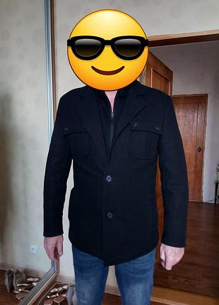 Шерстяное мужское полупальто biaggini