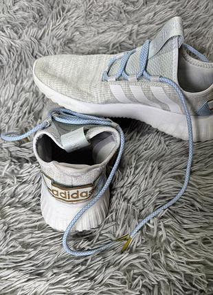 Кросівки adidas