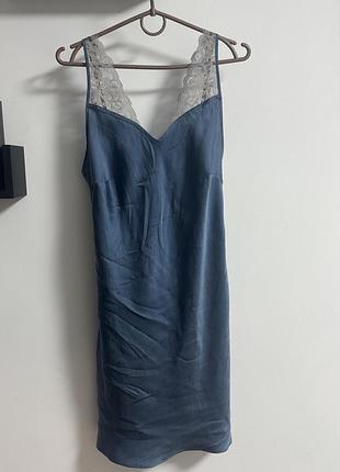 Шовковий жіночий пеньюар