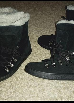Замшевые зимние сапожки для девушек раз.34 и 35
