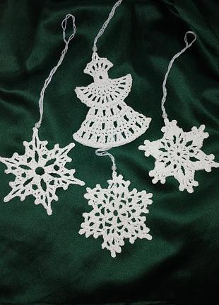 Новогодние снежинки вязаные крючком