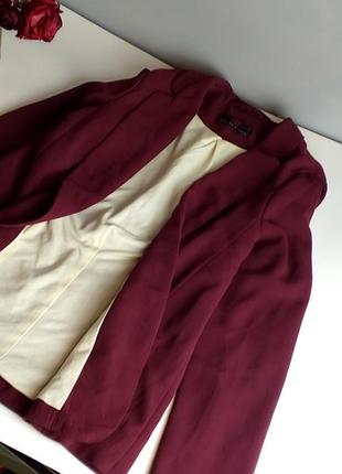 Женский пиджак