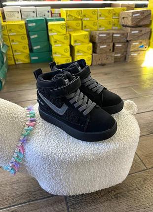 Зимние ботинки на овчине