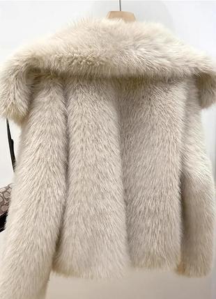 Трендова розкішна екошубка за доступною ціною. знижка до чорної п'ятниці