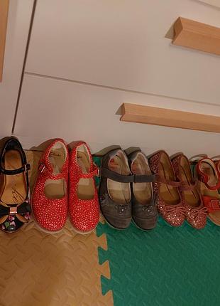 Обувь для девочки туфли для девочки босоножки 29 размер clark's