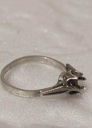Серебряное кольцо срібна обручка
размер 17, вес 1,58