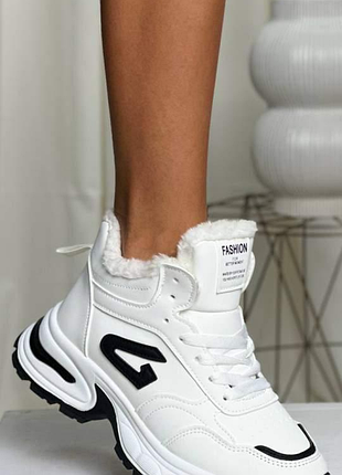 Ботинки женские зимние белые с459