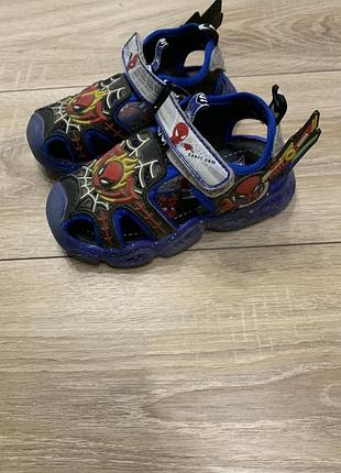 Босоніжки дитячі 5