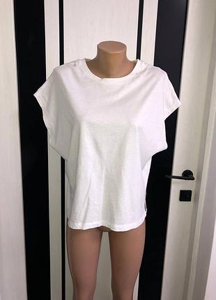 Футболка....