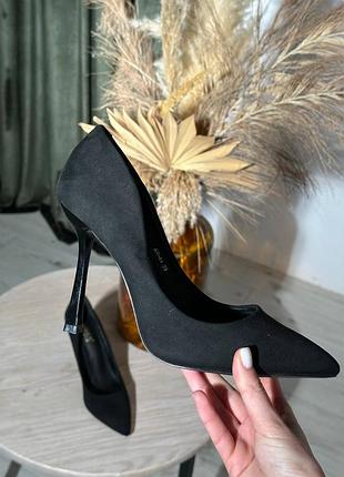 Чорні базові туфлі на каблуку туфлі лодочки на шпильці чорні туфлі човники класичні туфлі на підборах замшеві туфлі на каблуку чорні туфельки