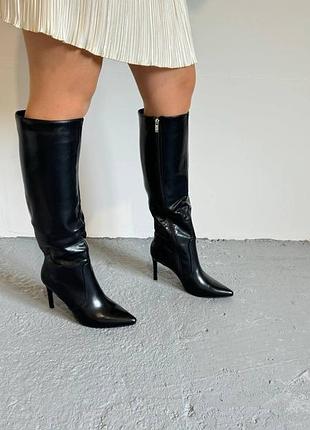 Чоботи жіночі