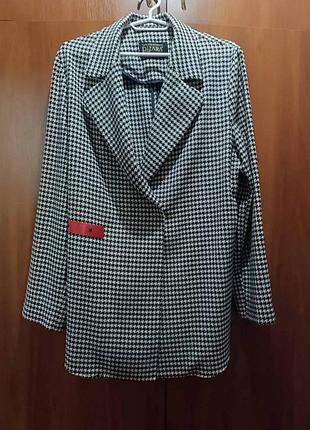 Продам трендовый удлиненный женский пиджак фирмы "pizara".