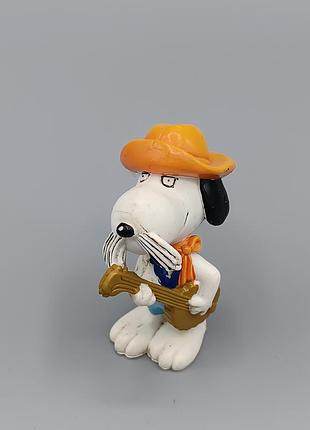 Винтажная фигурка snoopy peanuts gang red baron flying ace, игрушка, ковбойская гитара 1975 года
