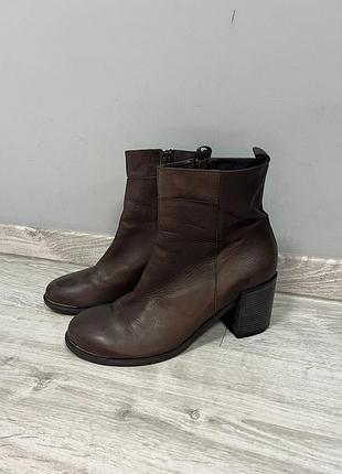 Шкіряні черевики annette gortz