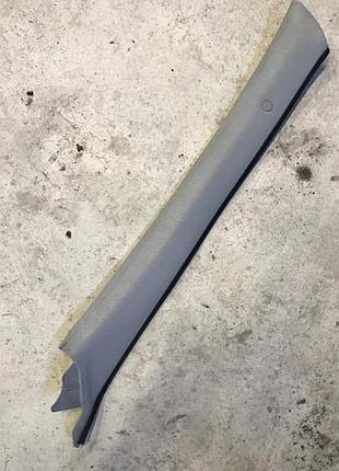Бу накладка левой передней стойки renault laguna 1, 7700820728 .