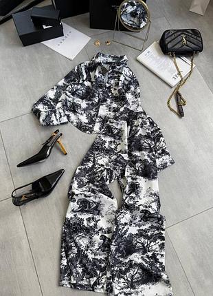 Чорний жіночий костюм, рубашка+брюки.