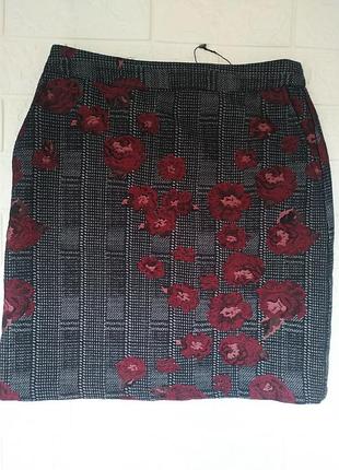 Юбка в клетку* с цветочным принтом