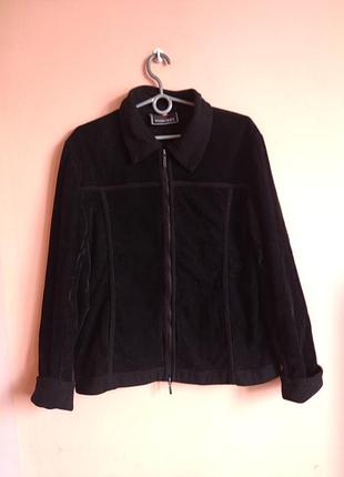 Черная куртка