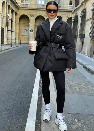 Жіноча куртка