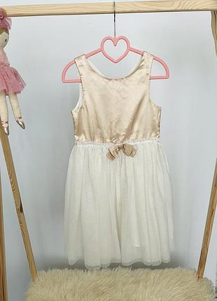 Святкова сукня h&m на дівчинку 6-7 років