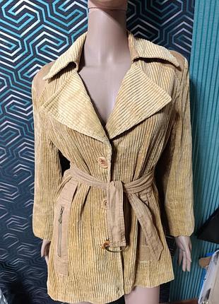 Вилветовый пиджак с подкладкой