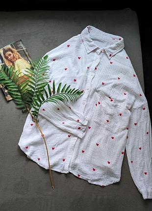 Стильная муслиновая рубашка оверсайз в принт сердечка s/ml