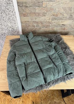 Зимоа курточка calvin klein