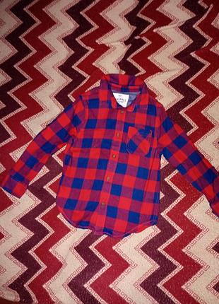 На мальчика теплая рубашка