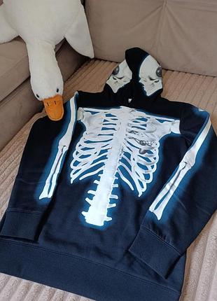 Худи chapter ( young). рост:158-164.