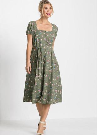 Гарна сукня на ґудзиках/44/ brend rainbow