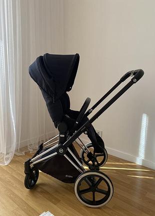 Дитячий візок