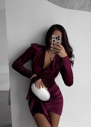 Женское платье