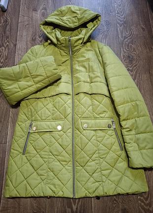 Куртка жіноча