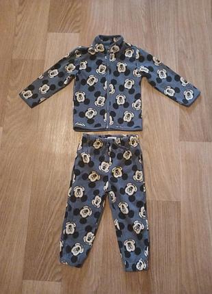 Костюм флисовый теплый на малыша размер 92 см.