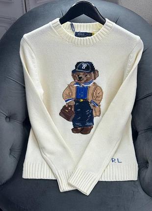 Белый свитер с мишкой люкс