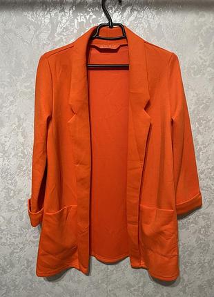 Стильний кардиган з кишенями