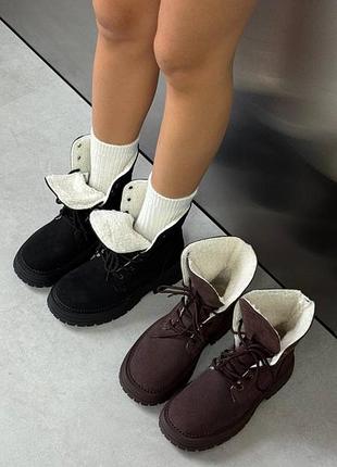 Стильні жіночі черевики