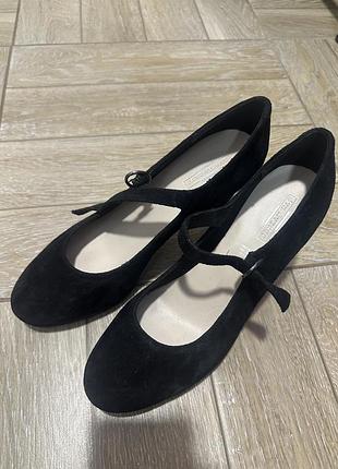 Туфли 38 размер новые