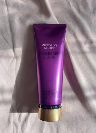 Парфюмированный лосьон для тела cashmere fleur victoria's secret
