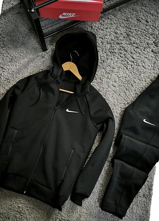 Спортивний костюм чоловічий