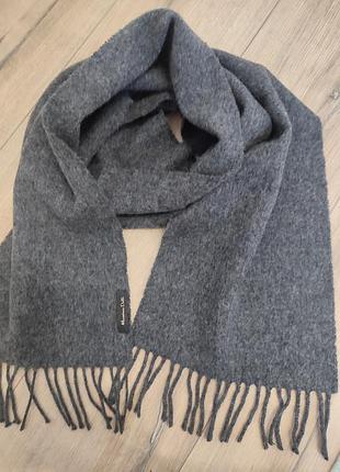 Вовняий шарф  від massimo dutti