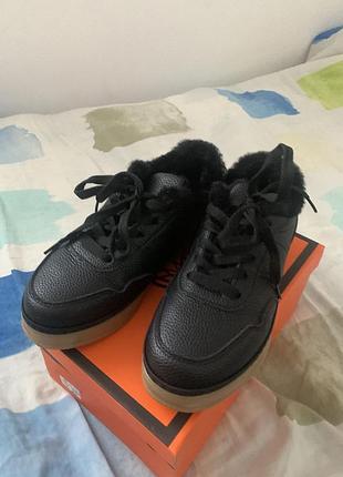 Взуття зимове