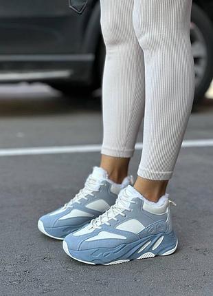 Кросівки жіночі зимові на хутрі блакитні