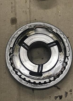 Бу муфта синхронизации 1-2 передачи кпп renault 7701467940