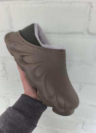 Теплые кроксы тапочки хаки унисекс