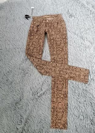 Штани принт леопард та пітон зміїна шкіра стрейч-катон