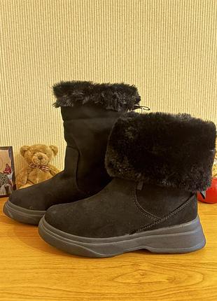 Стильні замшеві сапоги уггі zara