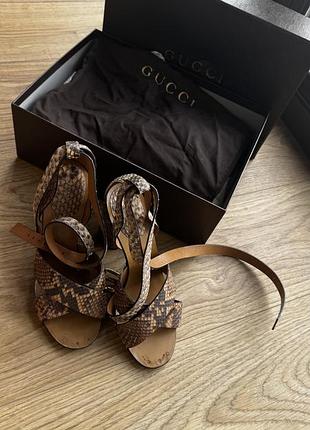 Босоніжки gucci оригінал